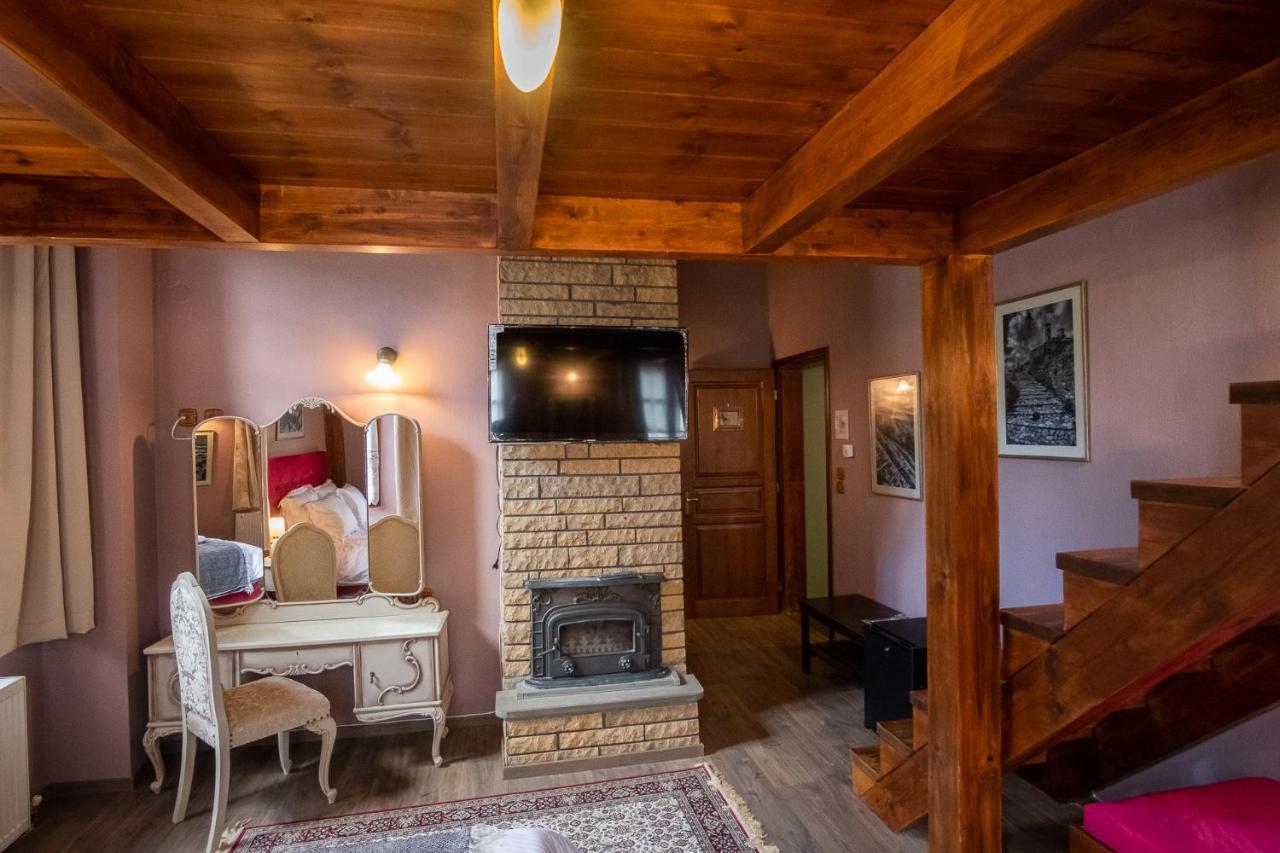 The Old School Boutique Hotel Сірако Екстер'єр фото