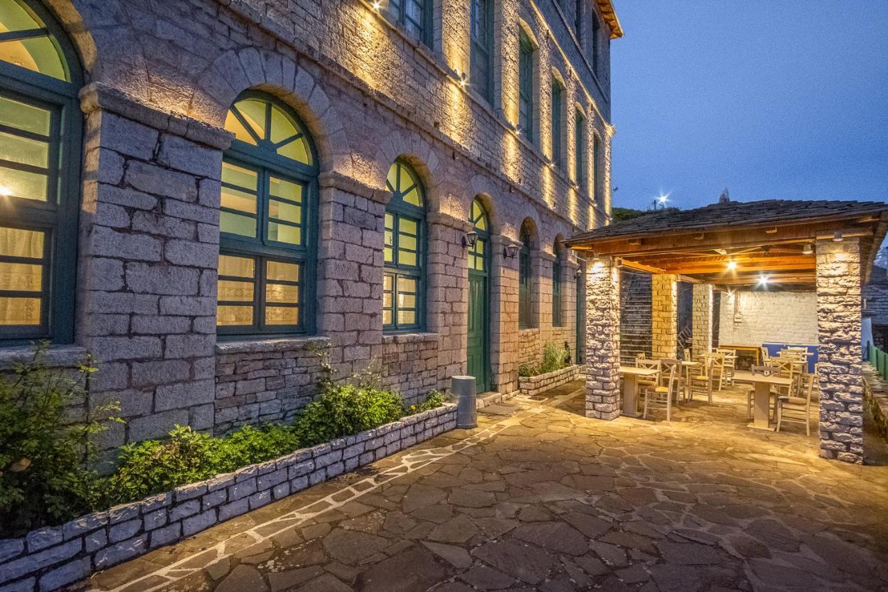 The Old School Boutique Hotel Сірако Екстер'єр фото